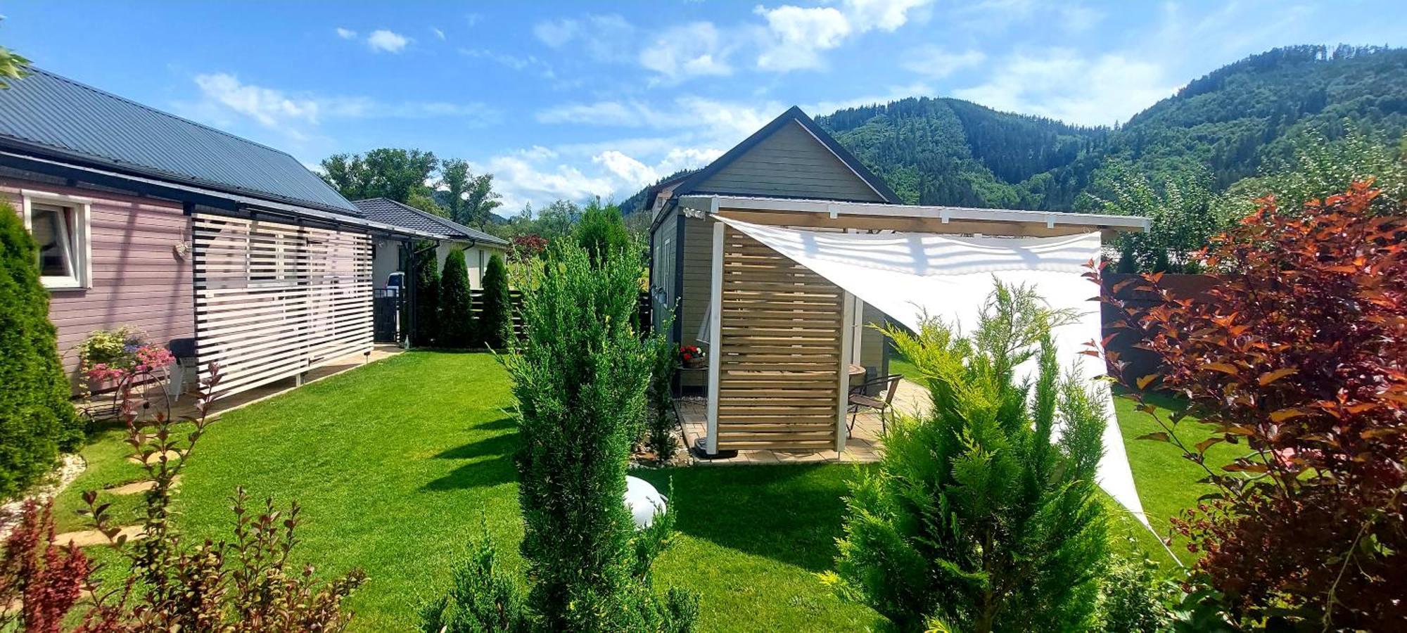 Tiny House Olivia Lägenhet Liptovský Hrádok Exteriör bild